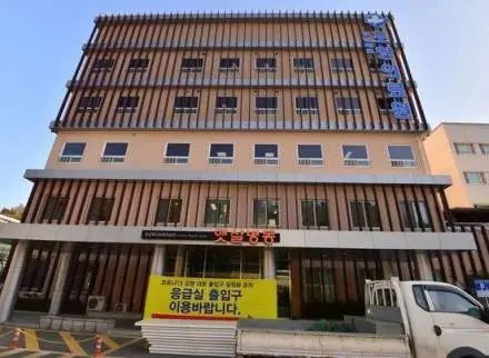 刚刚，特朗普又怒了：美联储行动太慢！美股瞬