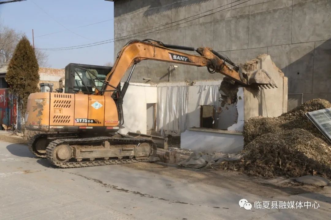 百日攻坚 临夏县北塬镇强力开展拆旧排危 着力提升人居环境