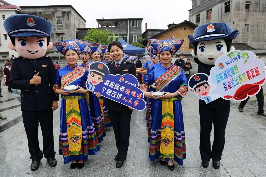 志愿服务算入GDP吗_志愿服务图片