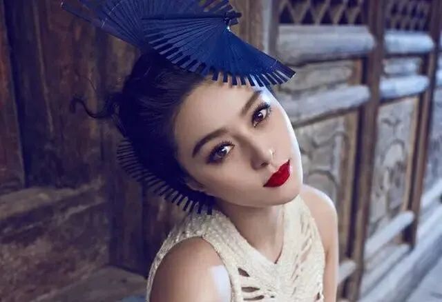 范冰冰再登海外封面，美是很美，就是很“掉价