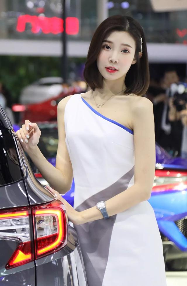 5c8bdc667455486b9d94d25650040178.jpeg