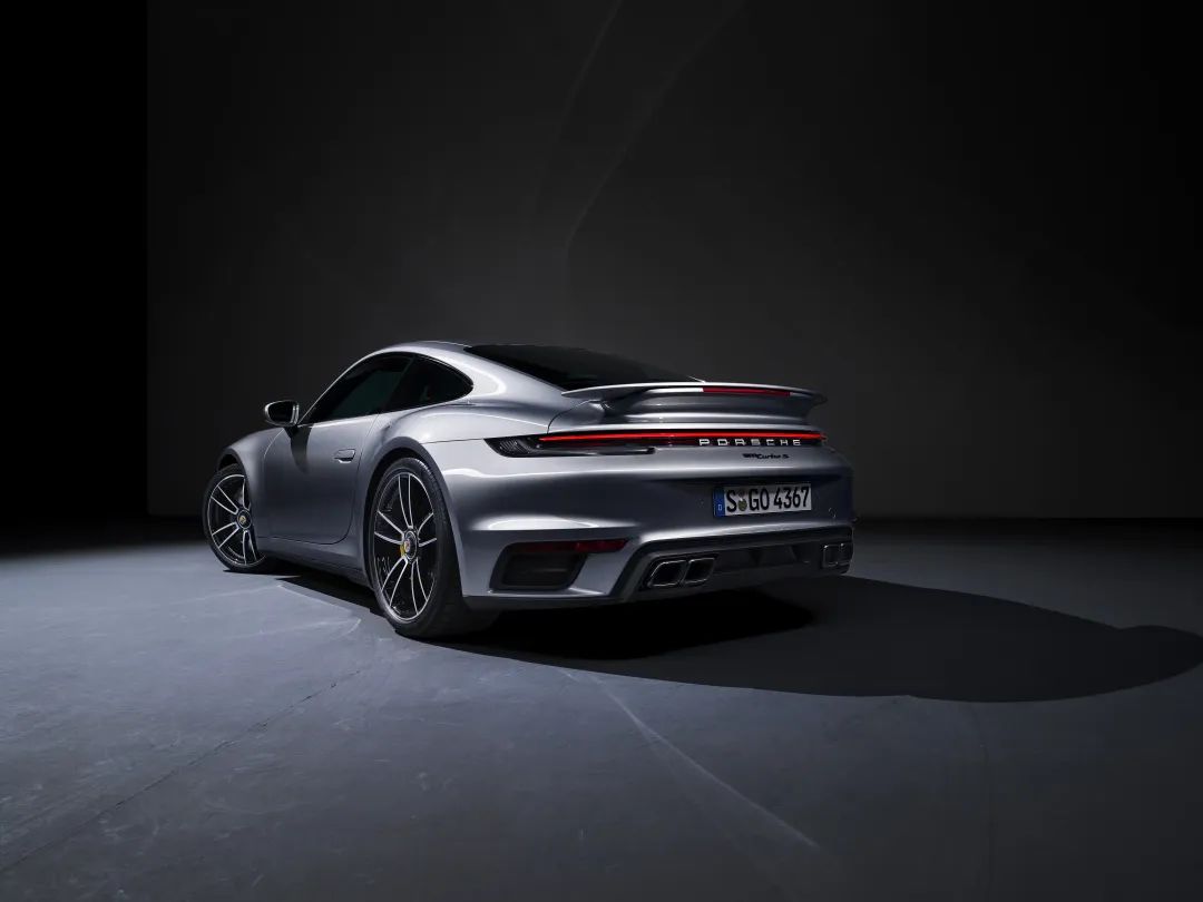 如约而至 | 全新保时捷 911 turbo s 全球首发