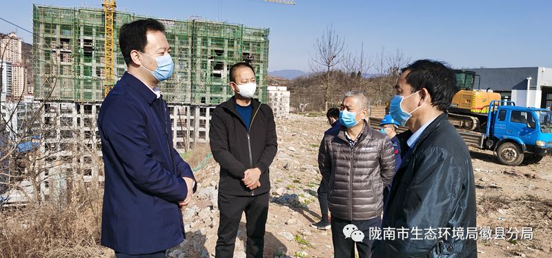 美丽徽县我是行动者付小龙督查城区环境空气质量管控工作