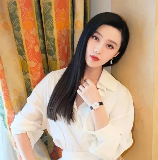 范冰冰再登海外封面，美是很美，就是很“掉价