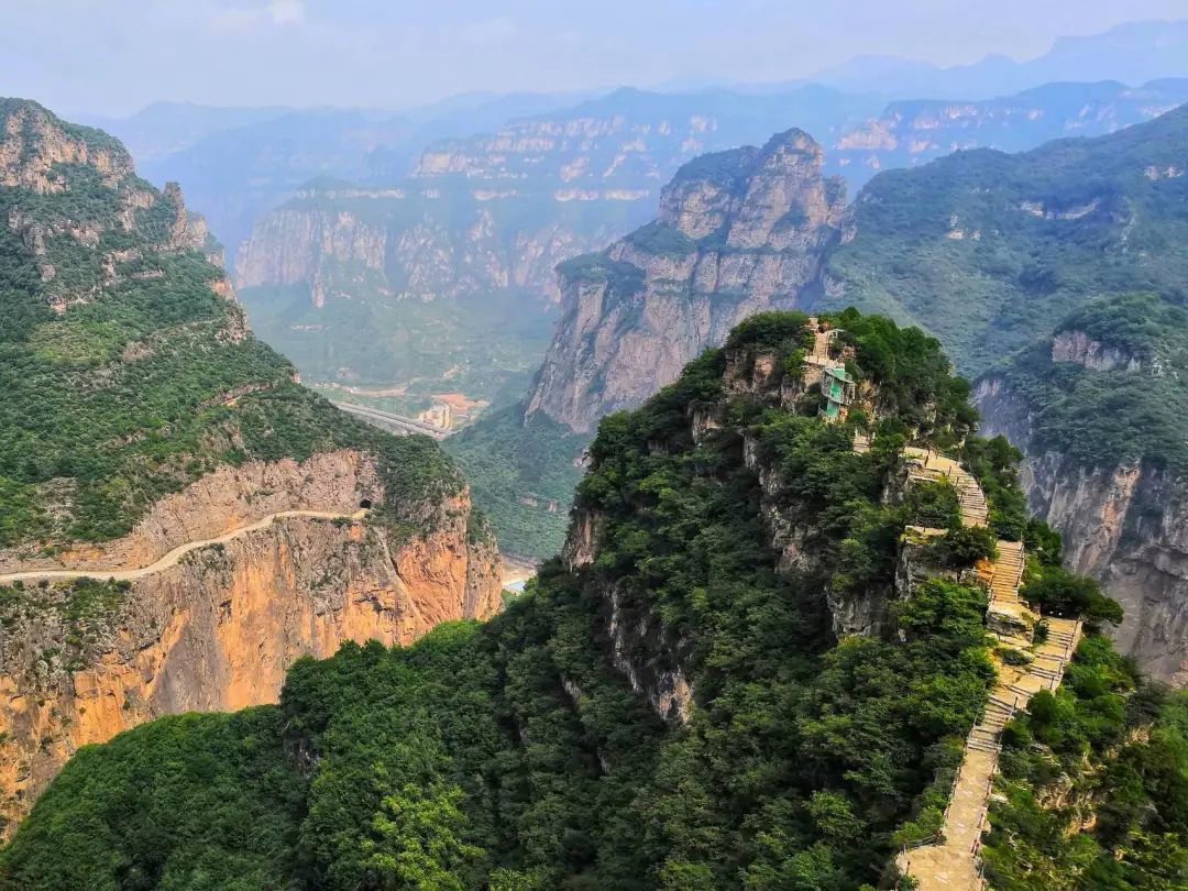 通天峡景区开园啦!小伙伴们在做好防护措施的同时,不防来山里踏青吧!