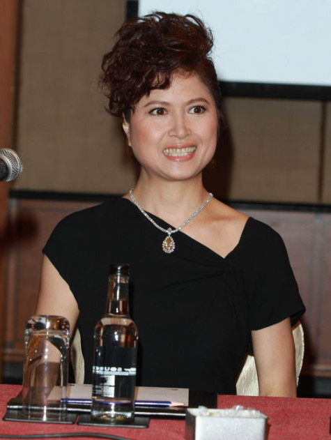 郑伊健前女友邵美琪近况，分手后恋上小10岁演员