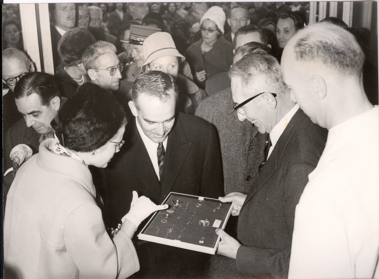 ��һ�̼�֤����TISSOT������봫��Ů�ԵĲ���֮Ե