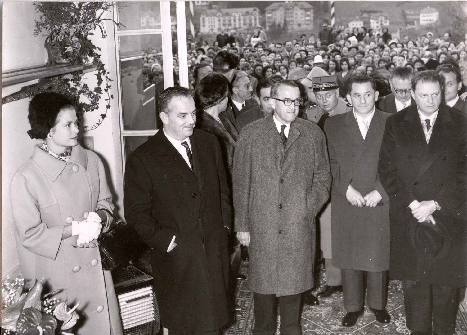 ��һ�̼�֤����TISSOT������봫��Ů�ԵĲ���֮Ե