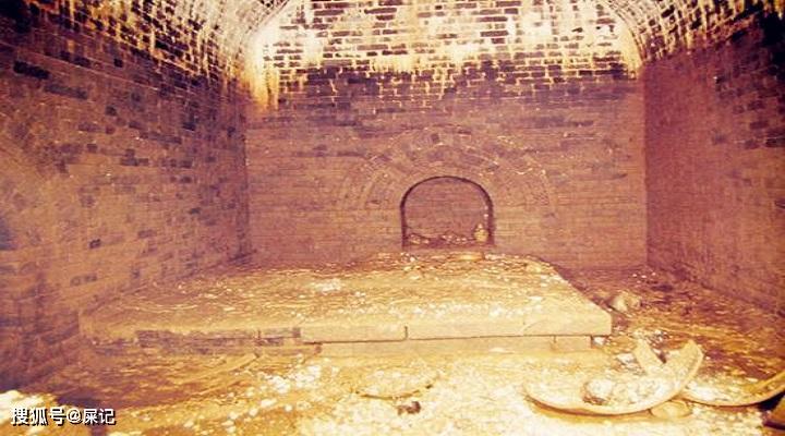 湖北发现明代亲王墓,有多处盗洞却保存完好,有众多奇珍异宝