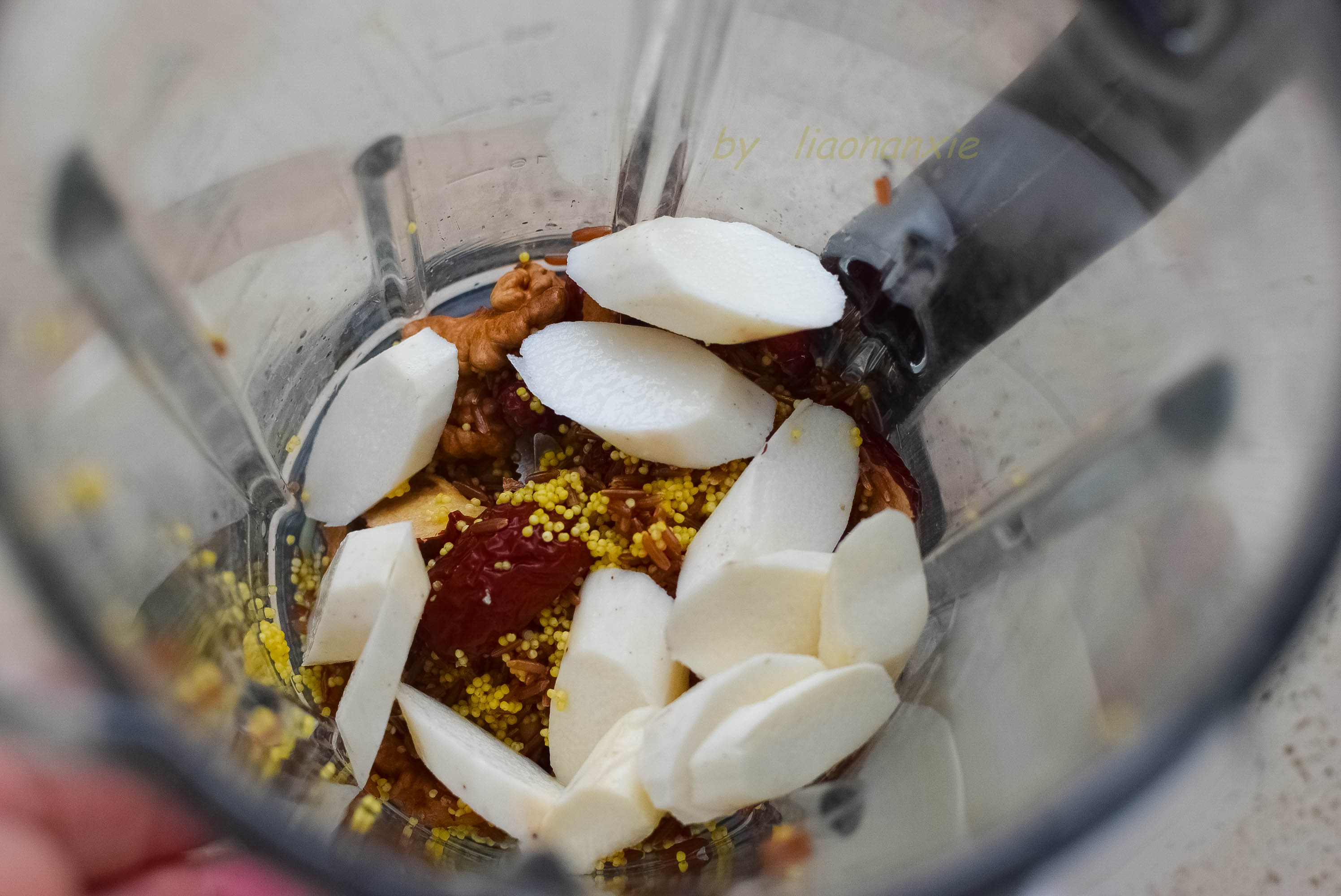 糯米与大米的外观区别 a28d3b47081c4bc583da8622992b9d60.jpeg