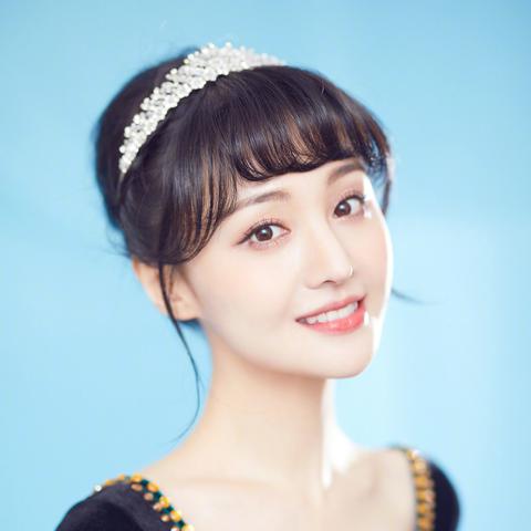 郑爽安娜公主造型上热搜了?到底是怎么回事?