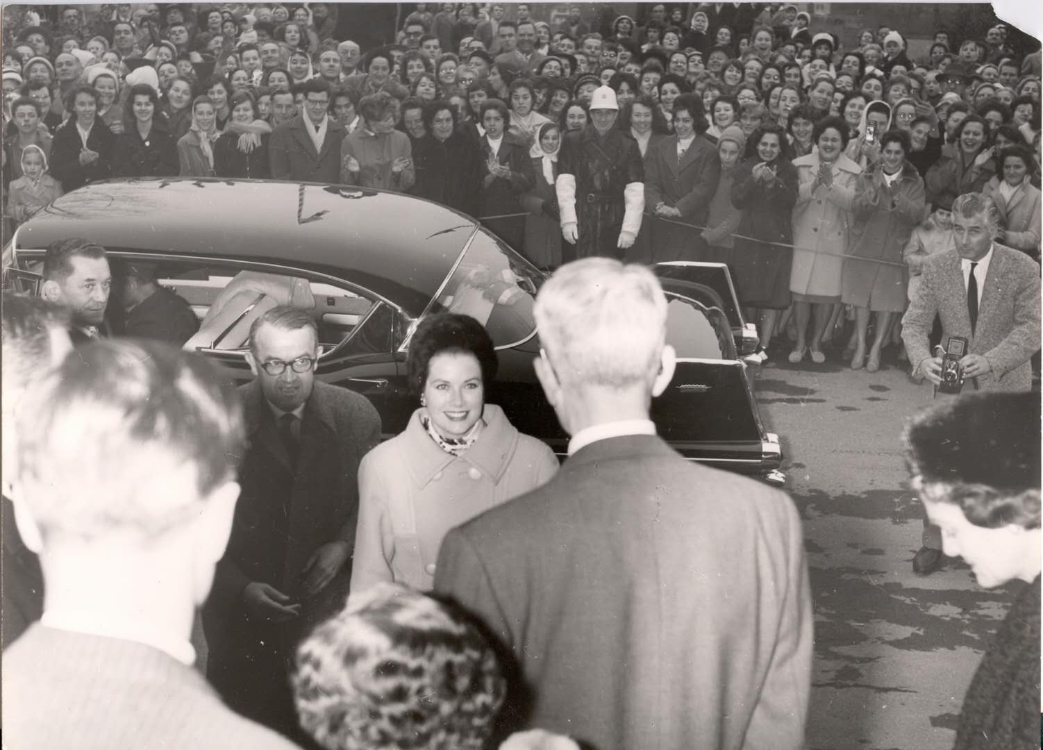 ��һ�̼�֤����TISSOT������봫��Ů�ԵĲ���֮Ե