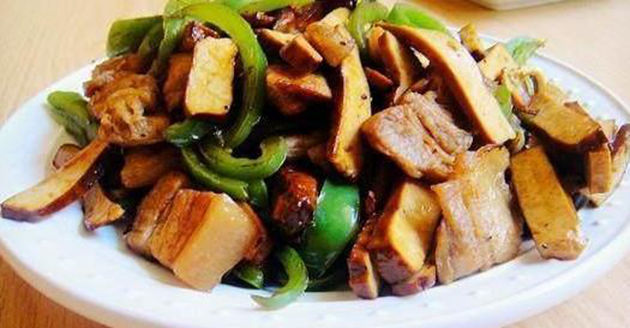 回锅肉配料搭配什么菜 f1f487a2b7c24812b98f6504cb1498f7.jpeg
