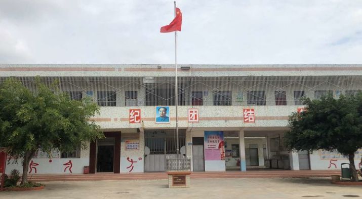 湖东镇定壮小学感谢信