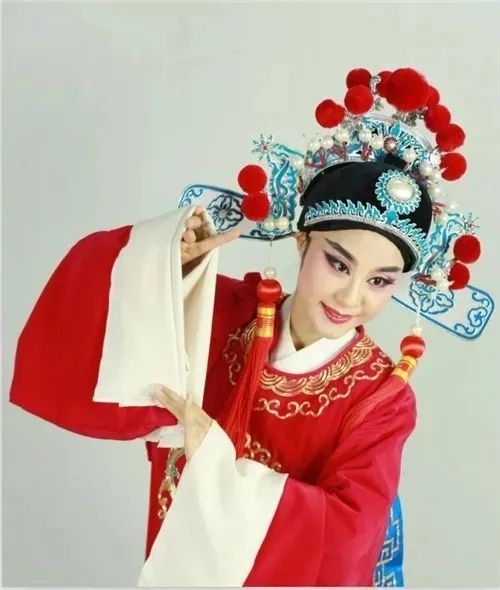 每日艺术分享丨素雅自然的徽州乡韵黄梅戏