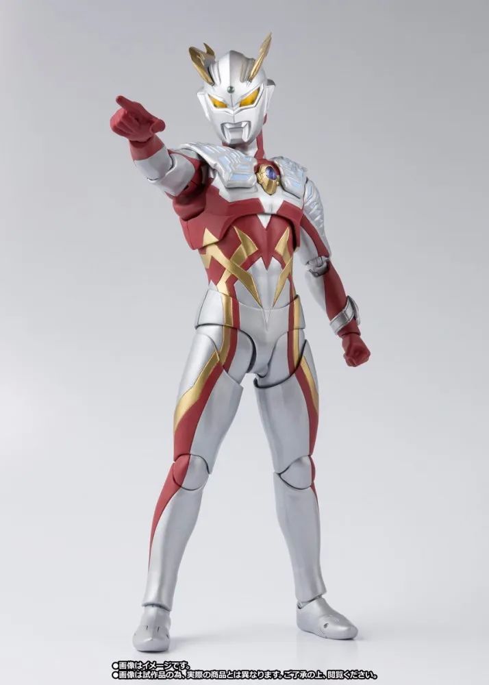 新品预定 万代 shf 赛罗奥特曼zero 强壮日冕 月神奇迹