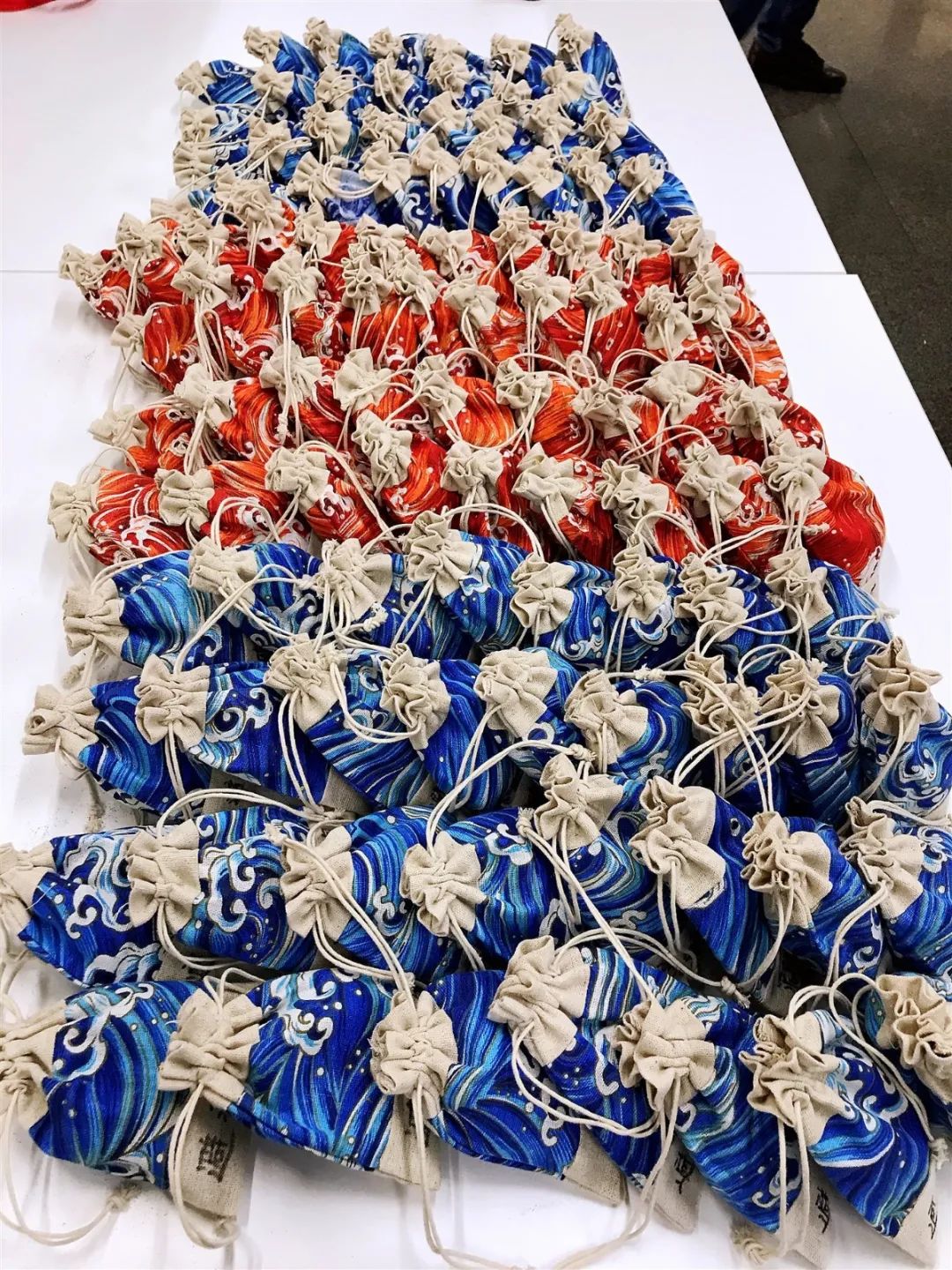 中医香囊制作方法 5da0b11a05d542499d2469c4ab412b8e.jpeg