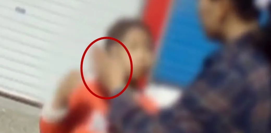 突发！北京连续曝光两起涉疫袭警案！两大奇葩