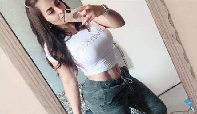 当着警察的面，毒枭女友身中25枪被杀，留下12岁