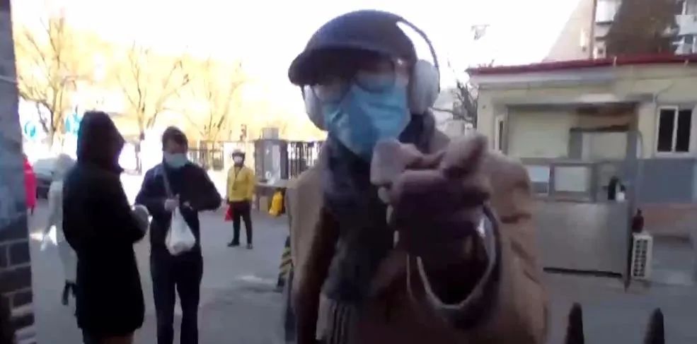 突发！北京连续曝光两起涉疫袭警案！两大奇葩