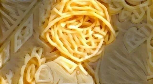 面粉是怎么做成面条的 7fe59be01eb541b48ab173dfc9561030.jpeg