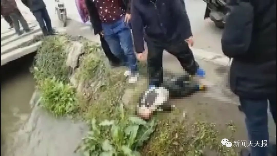 痛心!乐山一位2岁男童不幸落水身亡