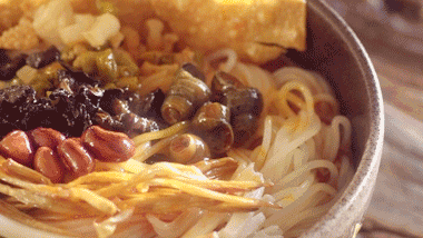 8e76d67a1096484abaa46d8914f06a63.gif