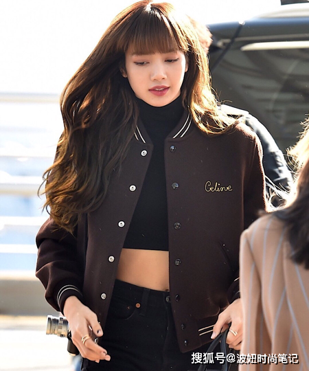 搭配师lisa 8fdcad884a9646198ebc5344d59b4454.png