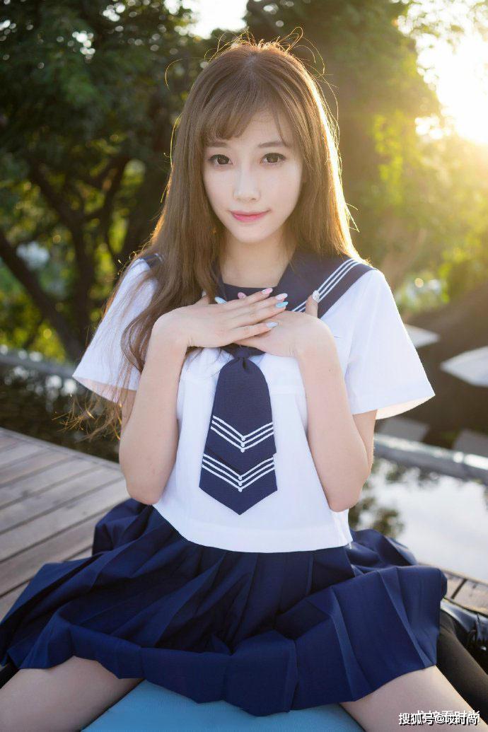 原创百褶裙长筒袜,清爽可人的学生装