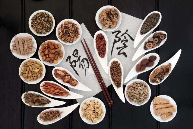 对犯罪现场证据的分析非常专业