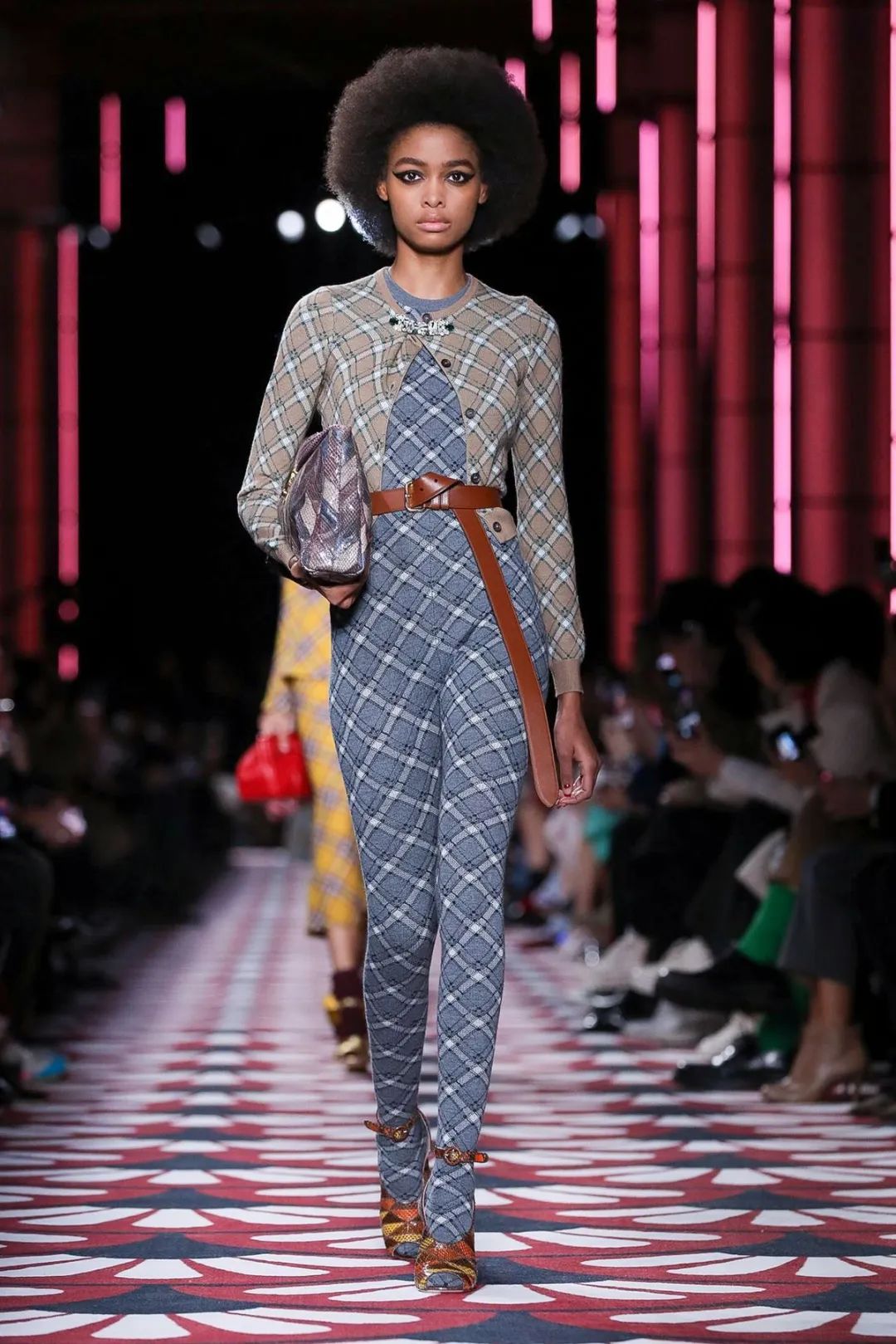 女神节 | miumiu 2020fw / 伐开心,买包包