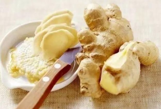 怎么吃生姜养胃 9ede51c1530c4d0d8b8f11ad87376273.jpeg