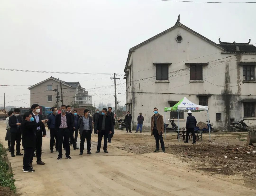 常福街道GDP_夜晚街道图片