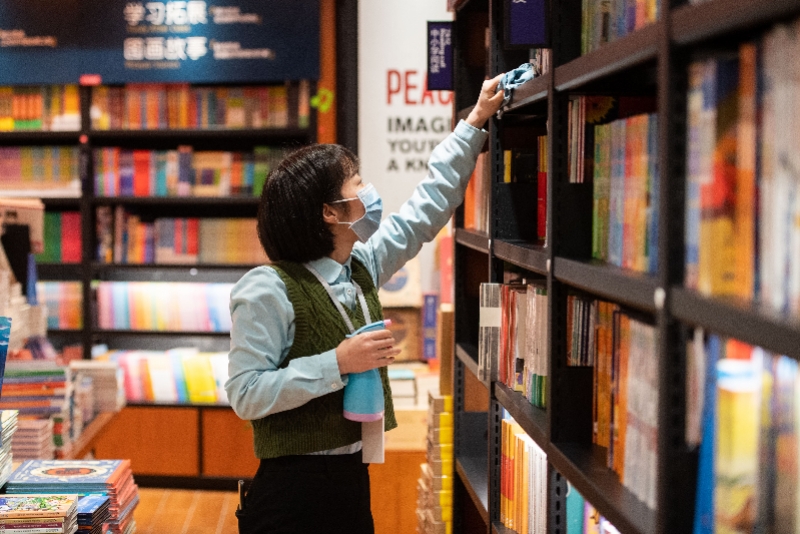 书店也做外卖！八成书店无法营业，北京72家书店下周将上线美团