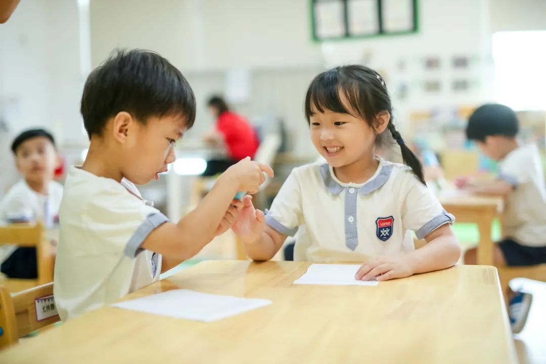 幼儿园保健医生招聘_我来告诉你们幼儿园保健医证2019年报考条件及考取流程(4)