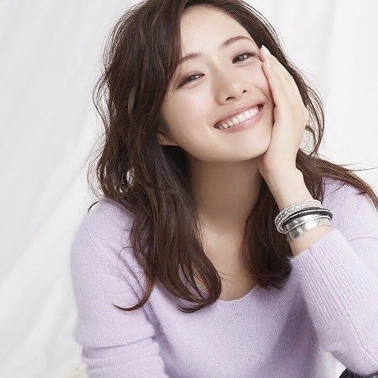 变美活教材!石原里美本人分享的23条“美丽经” 变美活教材!石原里美本人分享的23条“美丽经”