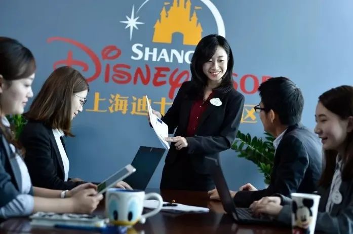 迪士尼包食宿交通,日薪左右,实生招募开始了_上海