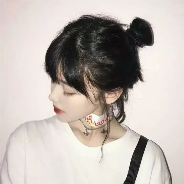 女生头像 | 牵着你的手 闭着眼睛走我也不会迷路