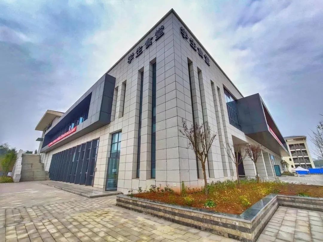 2020年单独招生指南——资阳口腔职业学院