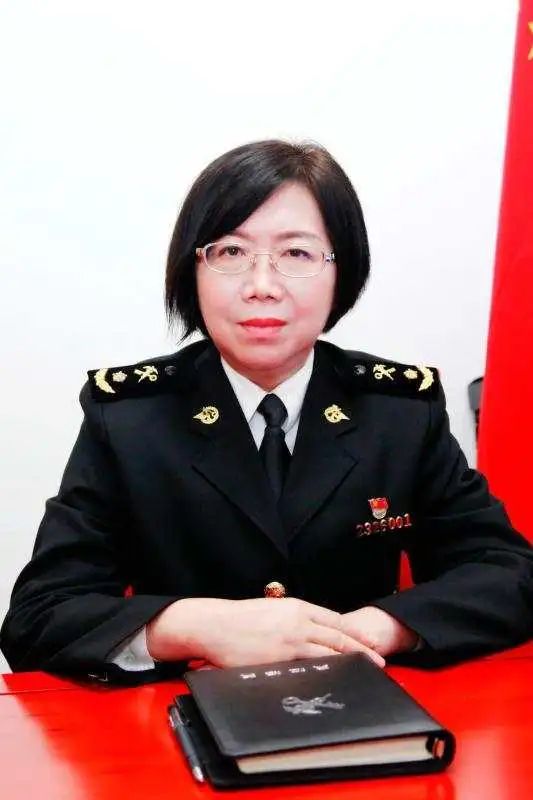 一封寄给海关女神的信