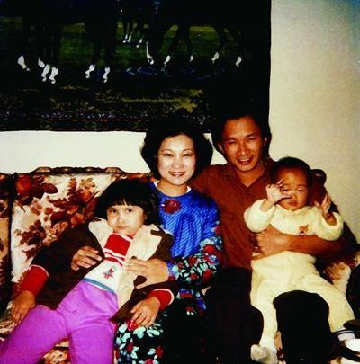 吴宇森的神仙爱情：44年前借钱领证，44年后为妻