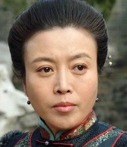 曾拿6次影后，却被孙红雷狠狠抛弃，如今面容苍