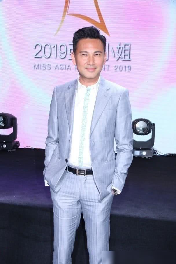 林文龙做娱乐大亨，召唤TVB旧搭档“四大师奶杀