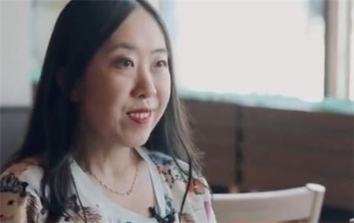 13年前，为见刘德华一面，逼得父亲跳海的杨丽娟