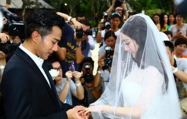 杨幂和魏大勋假分手真同居？为爱走钢丝，离婚