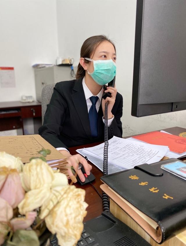 疫情期间法院女干警们的斜杠人生