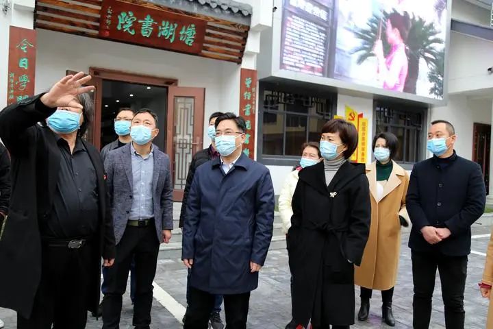 2020年舟山经济发展_2020海洋科技与产业战略发展高峰论坛在普