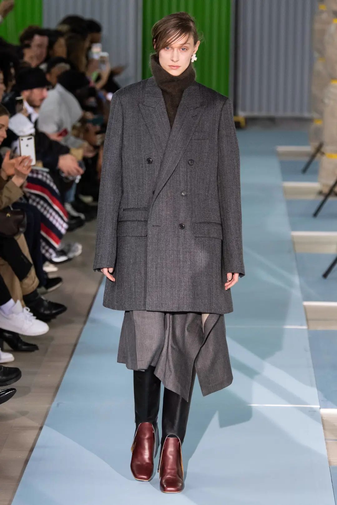 时尚穿搭图片大全2020 bafffdcbc2134c21b20bdb0b9fc4d1f4.jpeg