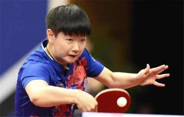 中国首个乒乓球颠球大赛冠军有多强?