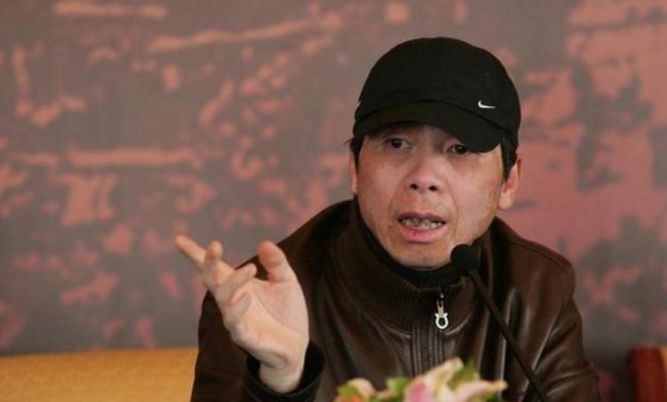 她曾被冯小刚“嫌弃”，努力跻身一线明星，今